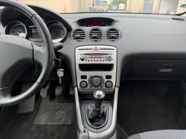Peugeot 308 phase ii 1.6 vti 120ch active - regulateur limiteur de vitesse - bluetooth occasion simplicicar lagny ...