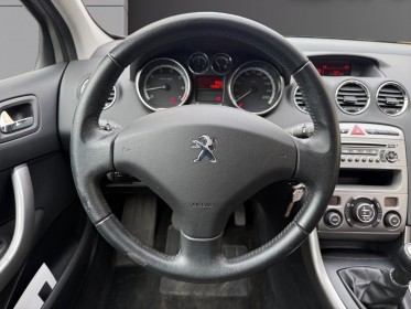 Peugeot 308 phase ii 1.6 vti 120ch active - regulateur limiteur de vitesse - bluetooth occasion simplicicar lagny ...