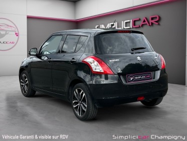 Suzuki swift my15 edition limitée biba - ouverture sans clés - feux et essuie glace automatique - commandes au volant...