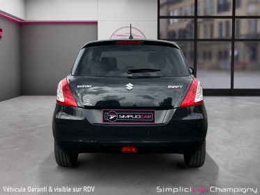 Suzuki swift my15 edition limitée biba - ouverture sans clés - feux et essuie glace automatique - commandes au volant...