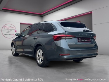 Skoda octavia combi 2.0 tdi 150 ch dsg7 ambition carplay garantie 12 mois occasion simplicicar mery-sur-oise simplicicar...
