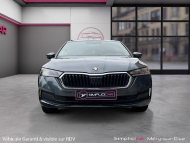 Skoda octavia combi 2.0 tdi 150 ch dsg7 ambition carplay garantie 12 mois occasion simplicicar mery-sur-oise simplicicar...