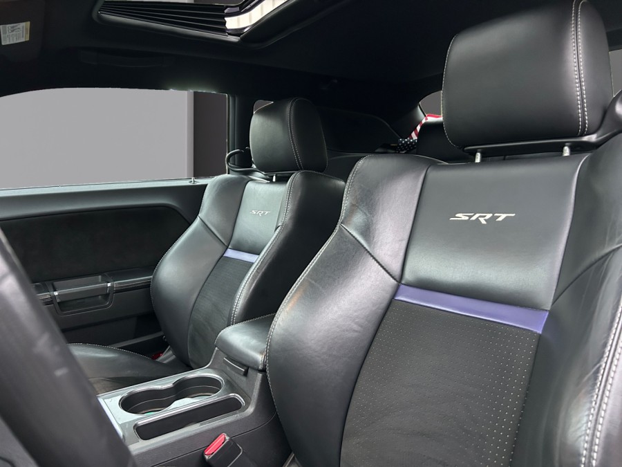 DODGE d'occasion CHALLENGER 6.1 V8 HEMI SRT-8 de 2010 Caen (14)﻿