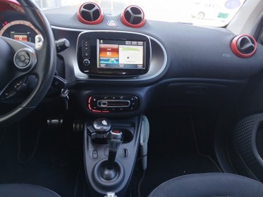 Smart fortwo coupe 0.9 90 ch ss a urbanlava brabus pack occasion simplicicar la ciotat simplicicar simplicibike france