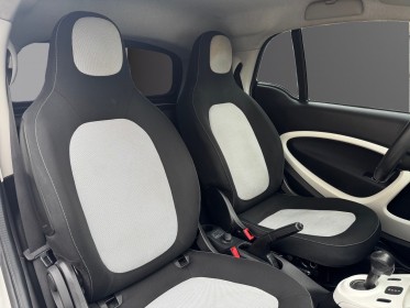 Smart fortwo coupe 71 ch passion - boite auto - couleur exclusive craie - gps occasion champigny-sur-marne (94) simplicicar...