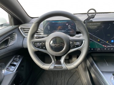Byd seal seal 313ch - 82,5 kwh design - garantie constructeur/1 ère main /carplay /camera de recul occasion simplicicar...