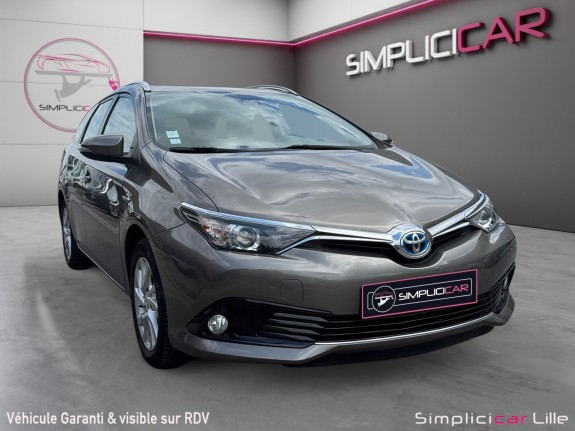 Toyota auris touring sports hybride 136h dynamic occasion simplicicar lille  simplicicar simplicibike france