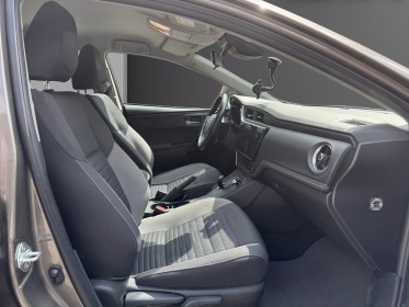 Toyota auris touring sports hybride 136h dynamic occasion simplicicar lille  simplicicar simplicibike france