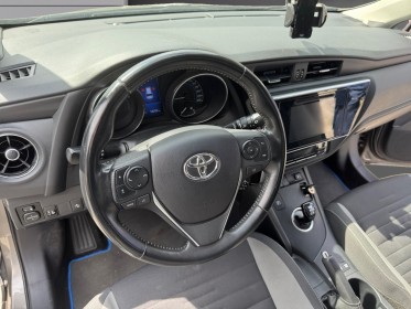 Toyota auris touring sports hybride 136h dynamic occasion simplicicar lille  simplicicar simplicibike france