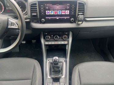 Skoda karoq 1.5 tsi 150 ch act business, apple carplay, caméra de recul, attelage électrique, garantie 12 mois. occasion...