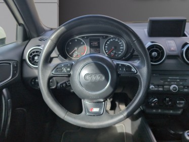 Audi a1 a1 1.6 tdi 105ch  sline interieur exterieur avec ecran pneus neufs occasion simplicicar lyon nord  simplicicar...