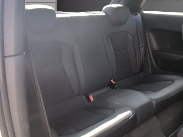 Audi a1 a1 1.6 tdi 105ch  sline interieur exterieur avec ecran pneus neufs occasion simplicicar lyon nord  simplicicar...