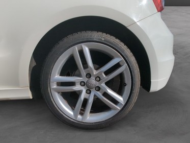Audi a1 a1 1.6 tdi 105ch  sline interieur exterieur avec ecran pneus neufs occasion simplicicar lyon nord  simplicicar...