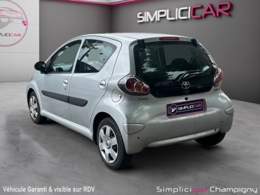 Toyota aygo 1.0 vvt-i - climatisation - 5 portes- peux kilométré - garantie 12 mois occasion champigny-sur-marne (94)...