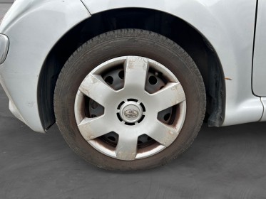 Toyota aygo 1.0 vvt-i - climatisation - 5 portes- peux kilométré - garantie 12 mois occasion champigny-sur-marne (94)...