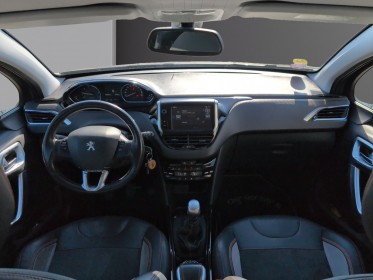 Peugeot 2008 1.2 essence 130ch ss bvm6 crossway, attelage, garantie 12 mois occasion simplicicar lunel simplicicar...