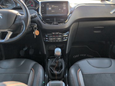 Peugeot 2008 1.2 essence 130ch ss bvm6 crossway, attelage, garantie 12 mois occasion simplicicar lunel simplicicar...