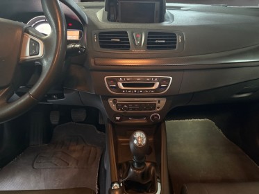 Renault megane iii berline tce 115 energy eco2 authentique garantie 12 mois occasion simplicicar meximieux simplicicar...