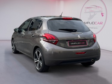 Peugeot 208 gt line 110ch ss eat6 toit panoramique / caméra de recul / entretien peugeot occasion simplicicar orgeval ...