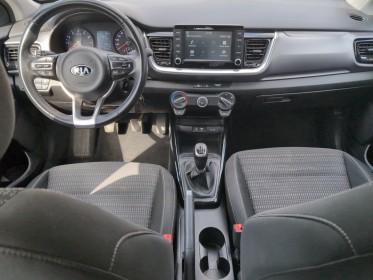 Kia stonic 1.0 t-gdi 120 ch isg bvm6 active occasion simplicicar lyon nord  simplicicar simplicibike france