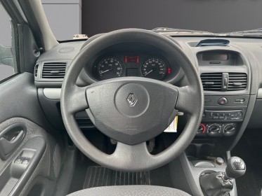 Renault clio campus 1.2 16v 75 campus  authentique - faible kilometrage occasion simplicicar lagny  simplicicar simplicibike...