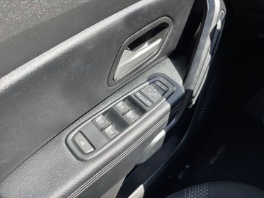 Dacia duster tce 150 4x2-b edc journey / apple carplay / caméra,360 / garantie 12 mois occasion paris 17ème (75)(porte...