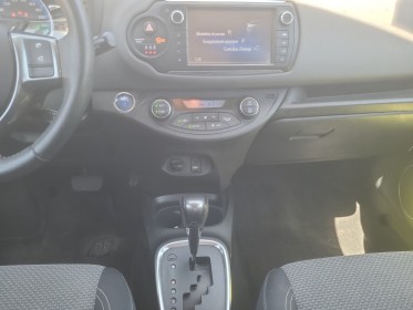 Toyota yaris hybride 100h dynamic occasion simplicicar frejus  simplicicar simplicibike france