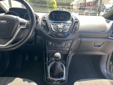 Ford b-max 1.0 ecoboost 125 ss titanium, radar ar, full entretien ford, garantie 12 mois occasion simplicicar villejuif ...