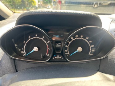 Ford b-max 1.0 ecoboost 125 ss titanium, radar ar, full entretien ford, garantie 12 mois occasion simplicicar villejuif ...