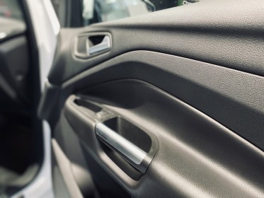 Ford kuga 2.0 tdci 150 ss 4x2 bvm6 st-line - garantie 12 mois occasion  simplicicar aix les bains simplicicar simplicibike...