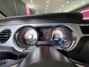 Ford mustang coupe  4.0 v6 premium occasion simplicicar meaux simplicicar simplicibike france
