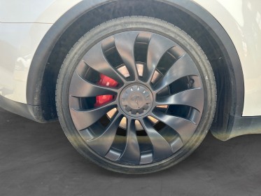 Tesla model y performance 514ch dual motor awd garantie constructeur 2028 occasion simplicicar perpignan  simplicicar...