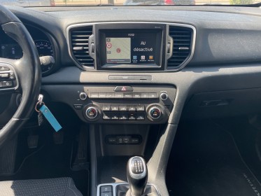 Kia sportage 1.7 crdi 115 isg 4x2 active / camÉra / radars arriÈres / garantie 12 mois / trÈs bon État / start and stop...
