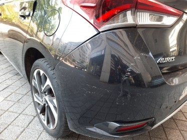 Toyota auris touring sports hybride 136h dynamic uniquement pour vtc et pro occasion montreuil (porte de vincennes)(75)...
