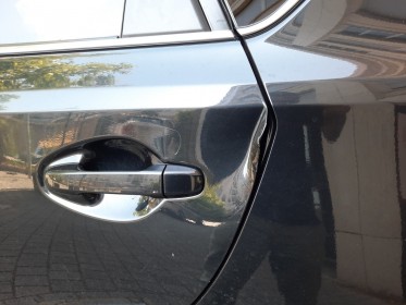 Toyota auris touring sports hybride 136h dynamic uniquement pour vtc et pro occasion montreuil (porte de vincennes)(75)...