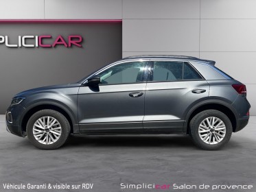 Volkswagen t-roc 1.0 tsi 110 /bvm6 life/camera ar/radar av ar/carplay/1er main/entretien vw occasion simplicicar salon de...