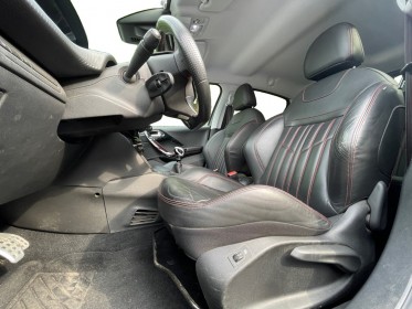 Peugeot 208 1.6 thp 165ch ss bvm6 gt line/ 1 ère main / carplay / siège chauffant/ caméra de recul occasion simplicicar...