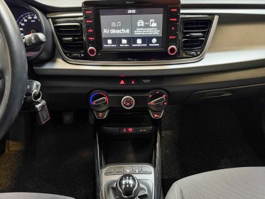 Kia rio 1.2l mpi 84 ch isg urban edition - car play - caméra de recul - garantie 12 mois occasion simplicicar...