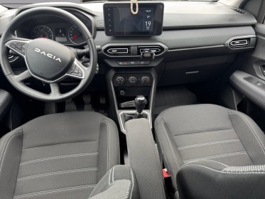 Dacia sandero sce 65 expression  ecran centrale  applecarplay  climatisation  garantie 12 mois occasion simplicicar vernon...