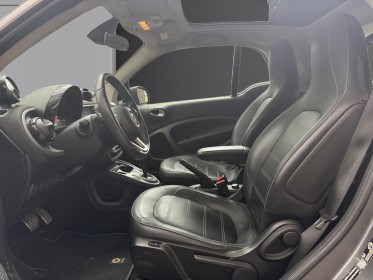 Smart fortwo coupe 0.9 90 ch ss ba6 prime toit pano sièges chauffants camera sort de révision garantie 12 mois occasion...
