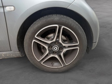 Smart fortwo coupe 0.9 90 ch ss ba6 prime toit pano sièges chauffants camera sort de révision garantie 12 mois occasion...