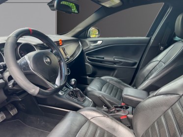 Alfa romeo giulietta serie 2 1.4 tb multiair 170 ch ss tct lusso, radar de recul, bluetooth, sièges cuir, attelage,...