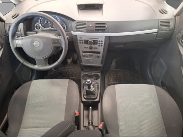 Opel meriva 1.7 cdti - 100 cosmo ct -6 mois triangle changé pneus avant neuf supports moteurs ok occasion simplicicar amiens...