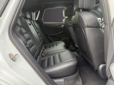 Porsche macan diesel 3.0 v6 258 ch s pdk garantie 1 an toit ouvrant panoramique attelage Électrique occasion simplicicar...