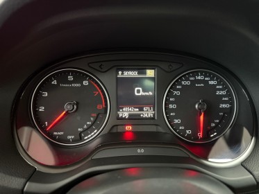 Audi q2 35 tfsi 150 s tronic 7 s-line toit ouvrant / carplay occasion simplicicar veauche simplicicar simplicibike france