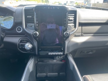 Dodge ram 1500  5.7 v8 hemi 400 ch laramie e85 / origine dodge la rochelle / tva récupérable / garantie 12 mois occasion...