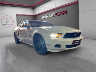 Ford mustang coupe  4.0 v6 premium occasion simplicicar meaux simplicicar simplicibike france