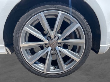 Audi a1 a1 1.2 tfsi 86 s line / rÉvision ok / ct ok / factures d'entretiens/ phares xÉnons / clim / garantie 12 mois...