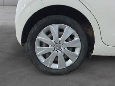 Peugeot 108 vti 72ch bvm5 style top! ou 124 euros par mois occasion parc voitures beauvais simplicicar simplicibike france