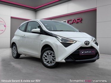 Toyota aygo mc18 1.0 vvt-i x-play x-app moteur à chaine garantie jusqu'en 2030 occasion scl 56 - simplicicar vannes...